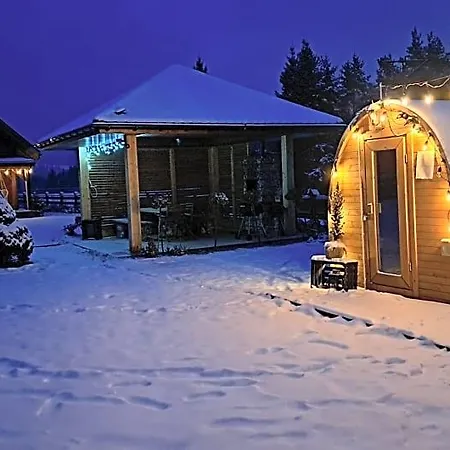 Nad Jeziorem Czorsztynskim Hotel *